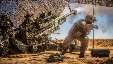 US Marines fire M777 howitzer in Syria