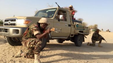 Nigeria soldiers demonstrate their fight against Boko Haram