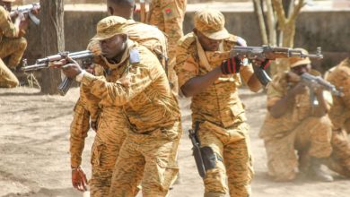 Burkina Faso soldiers train