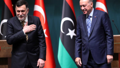 Turkish President Recep Tayyip Erdogan (R) and Libyan Prime Minister Fayez al-Sarraj hold a joint press conference at the Presidential Complex in Ankara on June 4, 2020.