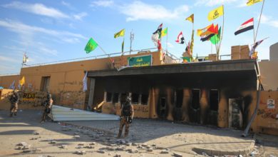 Iraqi security forces stand guard in front of the US embassy in Baghdad, on January 1, 2020. Thousands of pro-Iran demonstrators had vandalized the compound after US air strikes killed 25 of their fighters. Photo: Ahmad al-Rubaye/AFP.