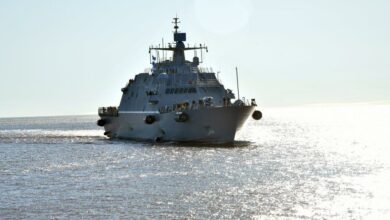 The future USS Minneapolis-Saint Paul (PCU LCS-21) arrives in Duluth
