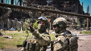 Russian soldiers