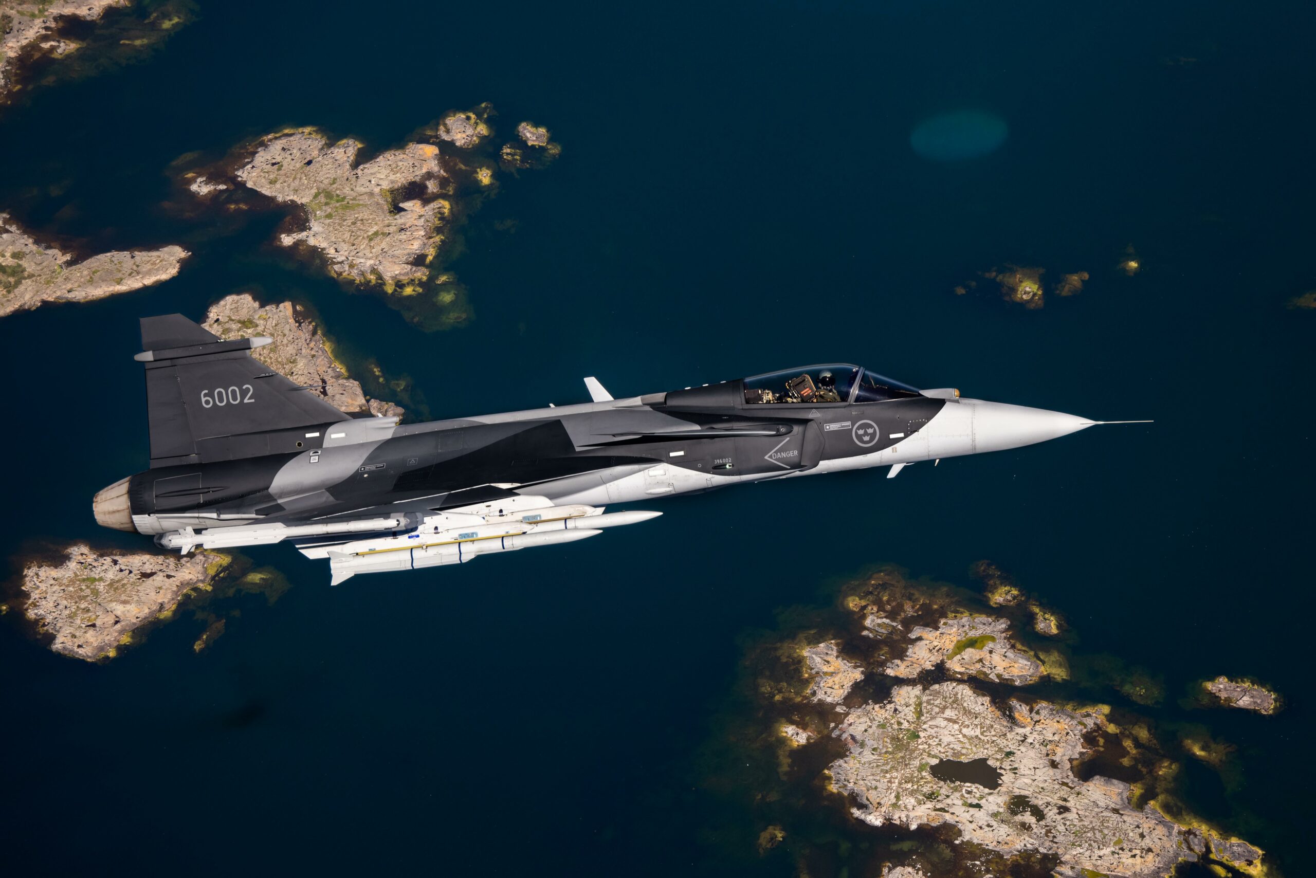 Gripen E launches Meteor missile.