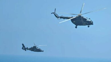 Chinese military aircraft fly past Taiwan
