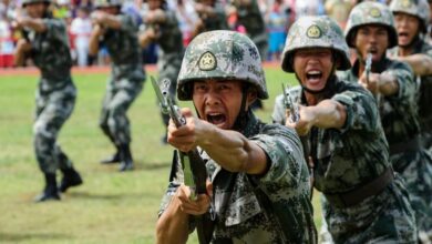 Chinese soldiers