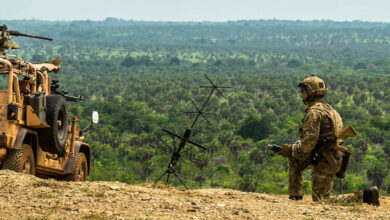 UHF Satcom