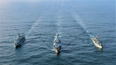 The contract covers mtu generator sets of Series 183, 396 and 4000 fitted or to be fitted into a wide range of surface vessels and submarines, including Daring Class destroyers (Type 45; in the middle) and Duke Class frigates (Type 23; left and right). Copyright: UK MOD © Crown copyright 2022 JPG, 3 MBRolls-Royce will provide the Royal Navy with maintenance and repair support for mtu gensets, including mtu 12V 4000 gensets