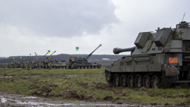 Ukrainian artillery troops take aim and prepare to fire. Photographer: Corporal Rob Kane ©MoD Crown Copyright 2022