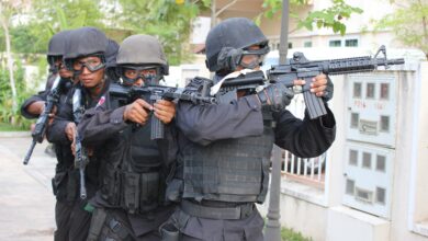 Cambodian soldiers