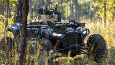 Overland AI’s ULTRA UGV maneuvers through wooded forest.