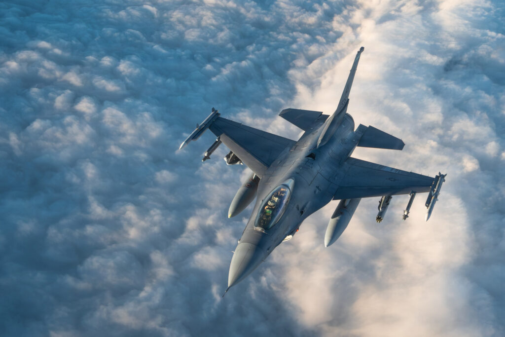 F-16