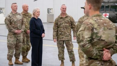 Senator Kirsten Gillibrand meets with soldiers at Fort Drum, New York, in November 2023. Gillibrand is backing legislation that would impose new safeguards on the Pentagon’s use of artificial intelligence in military operations. Photo: Capt. Daniel Andrews/DVIDS