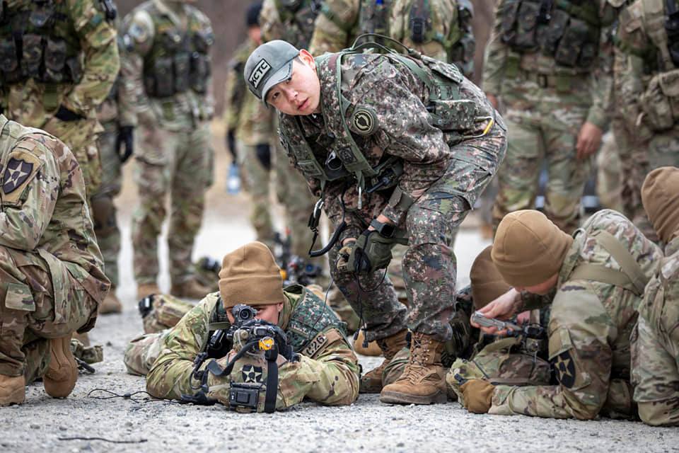 Republic of Korea and US soldiers participate in a joint military exercise. Photo: Republic of Korea Army