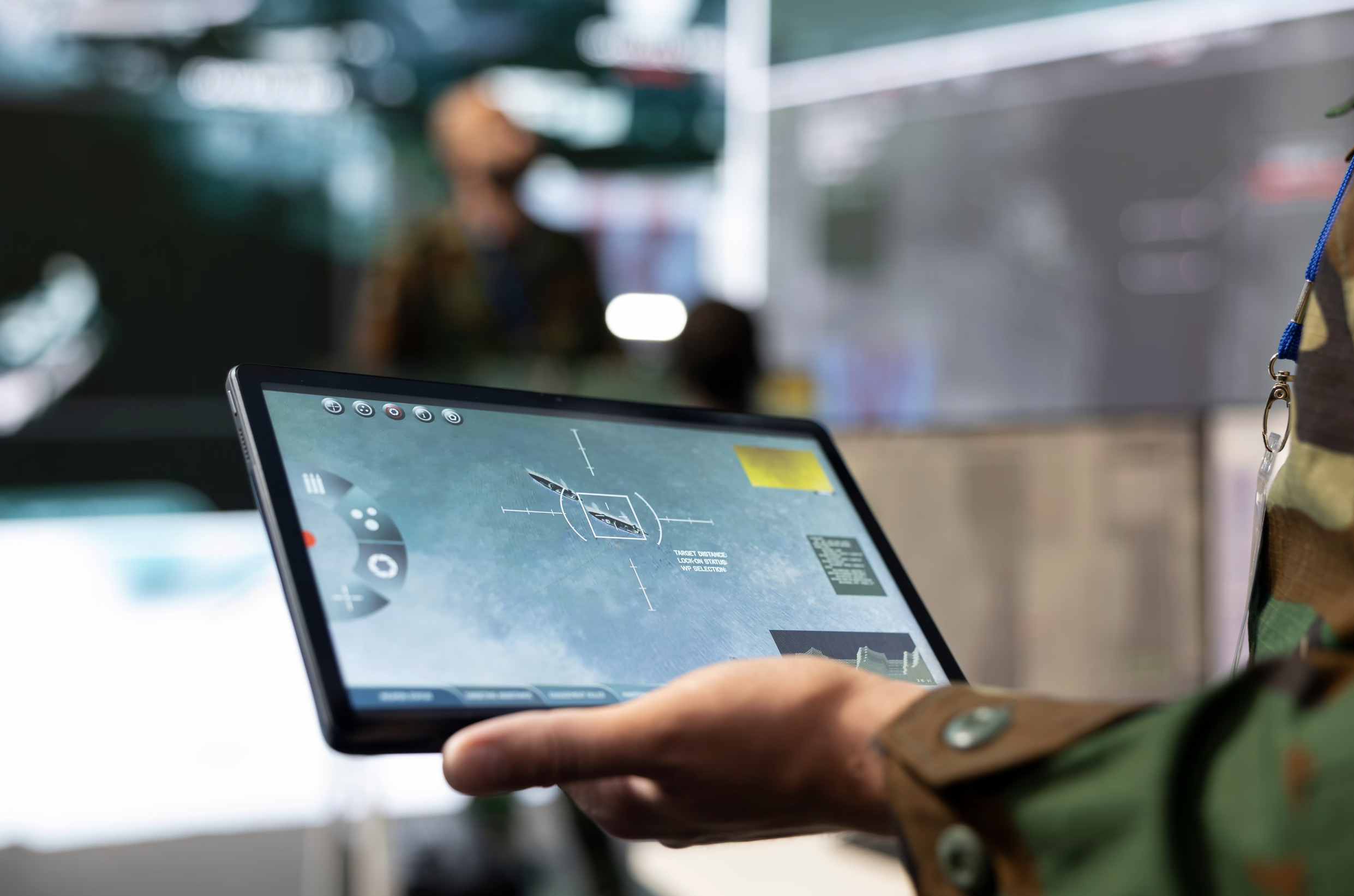 A military operator uses a digital targeting interface during a defense technology demonstration. Image: Aurex
